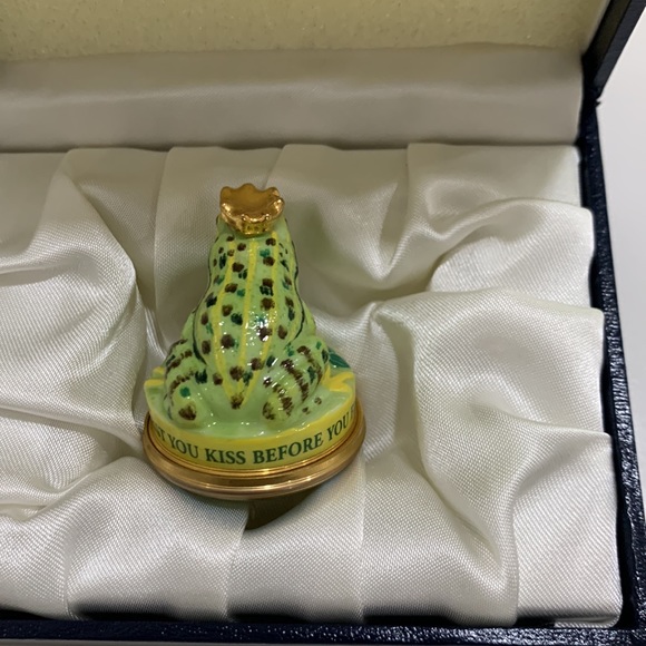 Trinket Box: Enamel Halycon Days Frog Prince - Picture 5 of 12